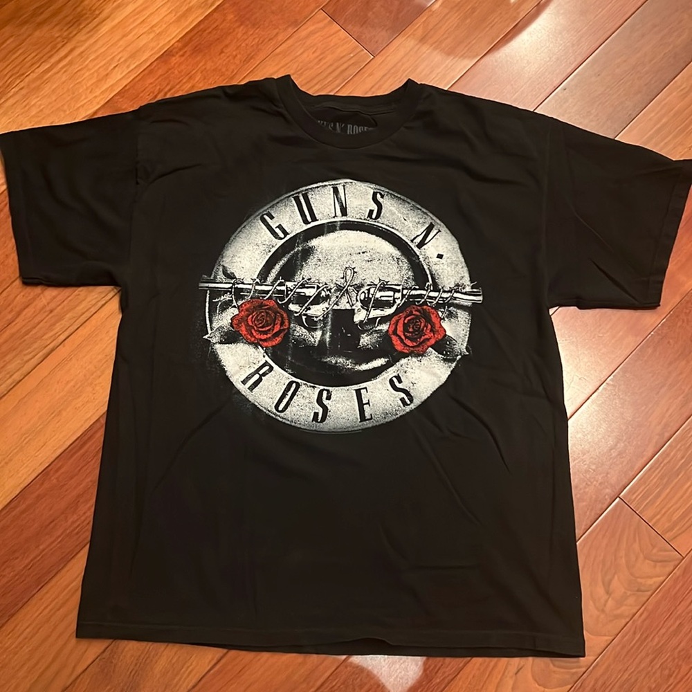 Guns n Roses Not in This Lifetime Tour T-Shirt 🌹🤘🏼